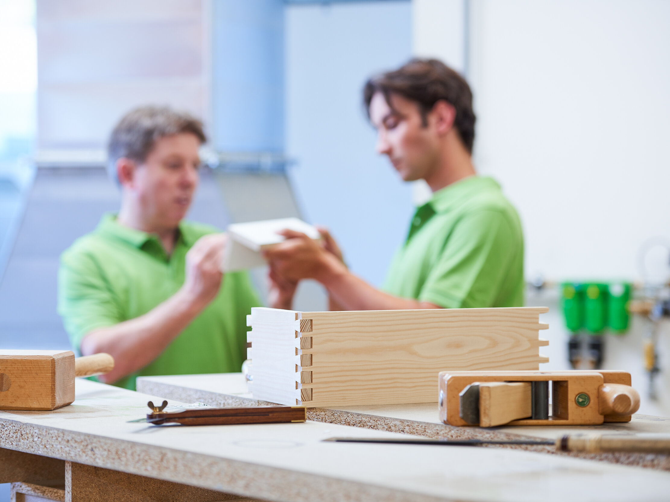 Herstellung von Holz Displays